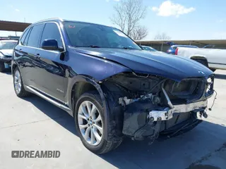 2015 BMW X5 xDrive35d with VIN 5UXKS4C57F0N06420, listed as a IAAI auction lot 41843931 with 157,857 mi miles. Bid and sale history available at carsss.com. Image 1.