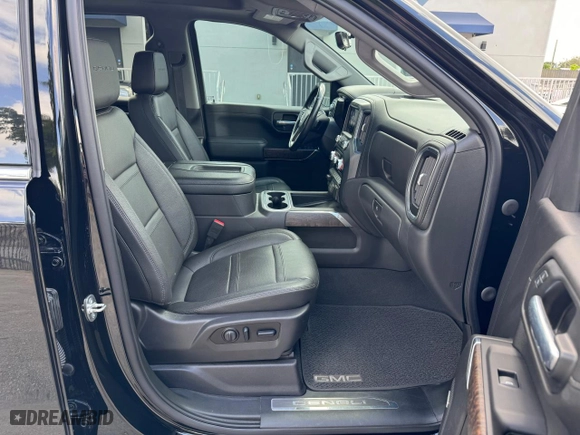 2020 GMC Sierra 1500 Denali with VIN 3GTU9FET2LG449385, listed as a Copart auction lot 79583084 with 21,777 mi miles and Non Repairable. Bid and sale history available at carsss.com. Image 7.
