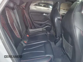 2018 Audi RS 3 z VIN WUABWHFF8J1905635, wystawiony jako Copart lot #73159134 z przebiegiem 61 943 mil mil oraz Szkoda całkowita • Salvage title. Historia ofert i sprzedaży dostępna na DreamBid. Obrazek 10.