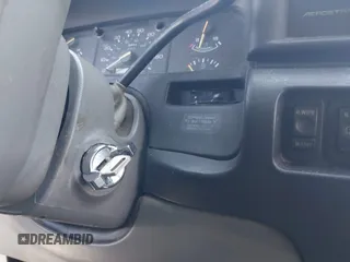 1992 Ford Aerostar z VIN 1FMDA11U3NZA96405, wystawiony jako IAAI lot #42029982 z przebiegiem 158 724 mil mil oraz . Historia ofert i sprzedaży dostępna na DreamBid. Obrazek 11.