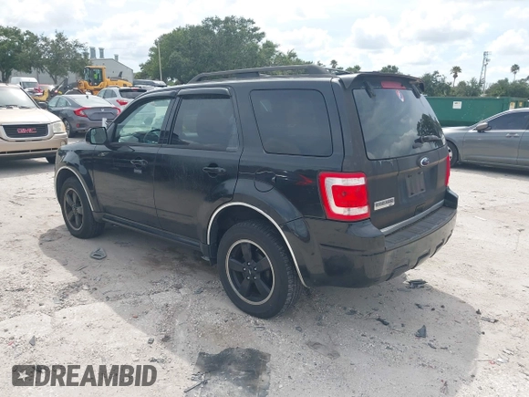 2011 Ford Escape XLT z VIN 1FMCU9D72BKB56864, wystawiony jako IAAI lot #42699907 z przebiegiem 152 567 mil mil oraz . Historia ofert i sprzedaży dostępna na DreamBid. Obrazek 3.
