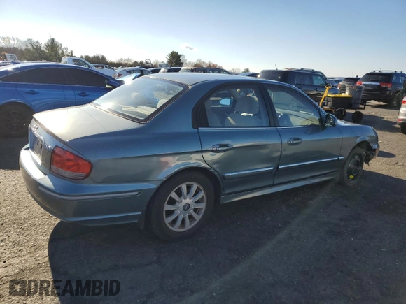 2004 Hyundai Sonata GLS with VIN KMHWF35H04A038428, listed as a Copart auction lot 84709744 with 126,821 mi miles and Salvage Title. Bid and sale history available at carsss.com. Image 3.