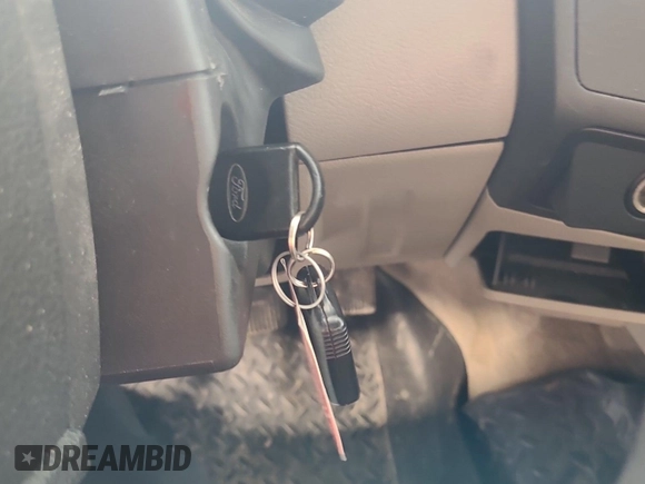 2008 Ford F-250 XL с VIN 1FTSX21R78EB73980, выставлен на аукционе IAAI как лот 42564791 с пробегом 168 150 миль миль и . История ставок и продаж доступна на DreamBid. Изображение 23.