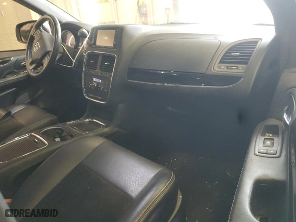 2017 Dodge Grand Caravan SXT with VIN 2C4RDGCG4HR581811, listed as a Copart auction lot 47393675 with 115,924 mi miles and Non Repairable. Bid and sale history available at carsss.com. Image 8.