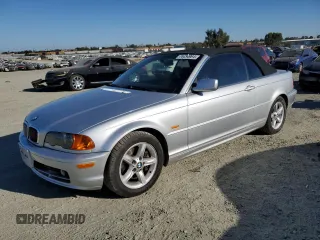 2003 BMW 3 Series 325Ci with VIN WBABS334X3PG89494, listed as a Copart auction lot 74484964 with 97,927 mi miles and Salvage Title. Bid and sale history available at carsss.com. Image 1.