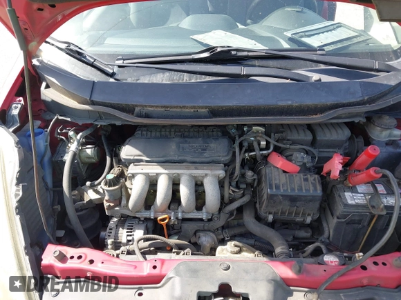 2013 Honda Fit with VIN JHMGE8H38DC037362, listed as a IAAI auction lot 42119334 with 269,726 mi miles. Bid and sale history available at carsss.com. Image 10.