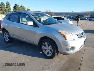 2011 Nissan Rogue SV with VIN JN8AS5MT1BW166774, listed as a IAAI auction lot 41343055 with 117,904 mi miles. Bid and sale history available at carsss.com. Image 1.