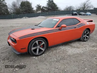 2013 Dodge Challenger R/T Classic z VIN 2C3CDYBT9DH733726, wystawiony jako Copart lot #81137644 z przebiegiem 154 437 mil mil oraz Czysty tytuł • Clean title. Historia ofert i sprzedaży dostępna na DreamBid. Obrazek 1.