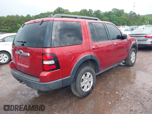 2007 Ford Explorer XLT z VIN 1FMEU63E27UA33830, wystawiony jako IAAI lot #42235429 z przebiegiem 322 272 mil mil oraz . Historia ofert i sprzedaży dostępna na DreamBid. Obrazek 4.