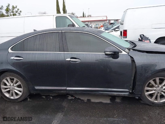 2011 Lexus ES 350 with VIN JTHBK1EG1B2453953, listed as a IAAI auction lot 41529126 with NaN miles. Bid and sale history available at carsss.com. Image 14.