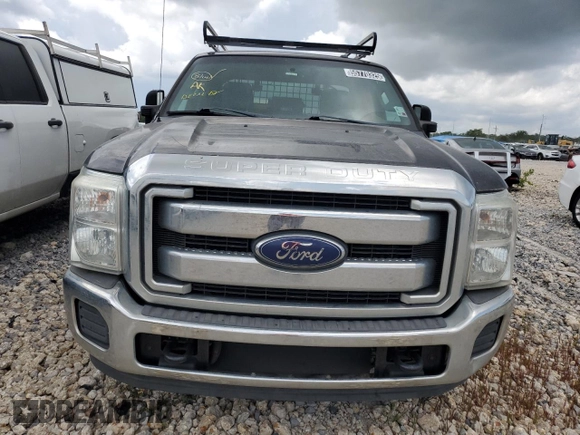2016 Ford F-250 XLT z VIN 1FT7X2A68GED30460, wystawiony jako Copart lot #55770325 z przebiegiem 296 320 mil mil oraz Czysty tytuł • Clean title. Historia ofert i sprzedaży dostępna na DreamBid. Obrazek 5.