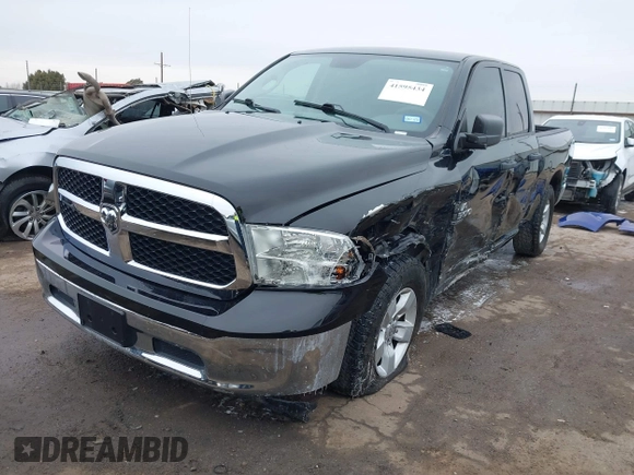 2019 Ram 1500 Classic Tradesman with VIN 1C6RR6FG6KS630446, listed as a IAAI auction lot 41595434 with 72,644 mi miles. Bid and sale history available at carsss.com. Image 18.