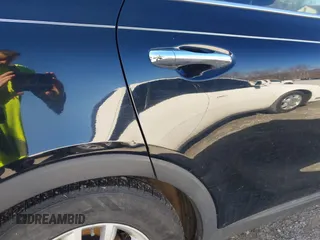 2017 Kia Sorento LX z VIN 5XYPGDA31HG278535, wystawiony jako IAAI lot #41578980 z przebiegiem 124 957 mil mil oraz . Historia ofert i sprzedaży dostępna na DreamBid. Obrazek 21.