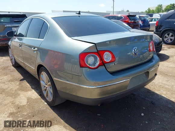 2008 Volkswagen Passat 3.6L V6 with VIN WVWDU73C58P065966, listed as a IAAI auction lot 42543613 with 142,948 mi miles and . Bid and sale history available at DreamBid. Image 3.