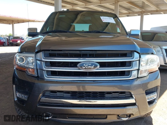 2017 Ford Expedition Platinum z VIN 1FMJU1MT5HEA25988, wystawiony jako IAAI lot #42577390 z przebiegiem 185 037 mil mil oraz . Historia ofert i sprzedaży dostępna na DreamBid. Obrazek 6.