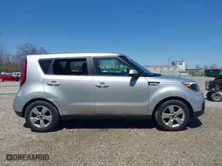 2018 Kia Soul with VIN KNDJN2A20J7581140, listed as a IAAI auction lot 41962548 with 86,497 mi miles. Bid and sale history available at carsss.com. Image 13.