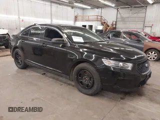 2016 Ford Sedan Police Interceptor with VIN 1FAHP2MT5GG132337, listed as a IAAI auction lot 41984882 with 1 mi miles. Bid and sale history available at carsss.com. Image 1.