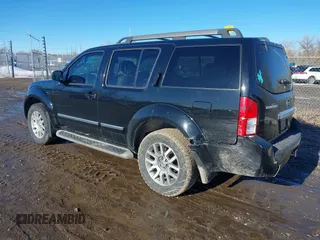 2012 Nissan Pathfinder LE z VIN 5N1AR1NB9CC638403, wystawiony jako IAAI lot #41612262 z przebiegiem Nie podano mil oraz . Historia ofert i sprzedaży dostępna na DreamBid. Obrazek 3.