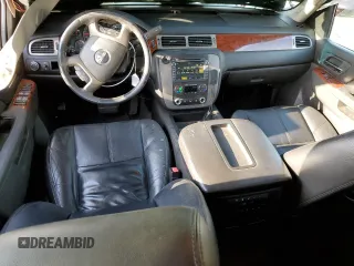 2011 GMC Yukon XL SLT with VIN 1GKS1KE09BR203305, listed as a Copart auction lot 52256945 with 225,017 mi miles and Clean Title. Bid and sale history available at carsss.com. Image 8.