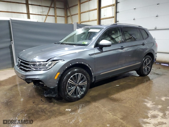 2024 Volkswagen Tiguan Wolfsburg Edition with VIN 3VV5B7AX7RM213589, listed as a Copart auction lot 50335945 with 4,200 mi miles and Clean Title. Bid and sale history available at carsss.com. Image 1.