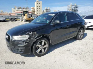 2015 Audi Q3 Premium Plus z VIN WA1BFCFS3FR002230, wystawiony jako Copart lot #44358585 z przebiegiem Nie podano mil oraz Szkoda całkowita • Salvage title. Historia ofert i sprzedaży dostępna na DreamBid. Obrazek 1.
