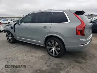 2025 Volvo XC90 with VIN YV4H60PE2S1314925, listed as a Copart auction lot 51448875 with 2,537 mi miles and Salvage Title. Bid and sale history available at DreamBid. Image 2.