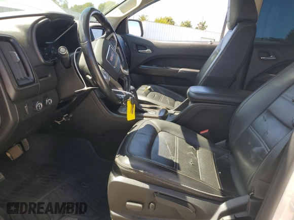 2017 GMC Canyon 4WD Denali z VIN 1GTG6EEN5H1308429, wystawiony jako Copart lot #56491935 z przebiegiem 92 122 mil mil oraz Szkoda całkowita • Salvage title. Historia ofert i sprzedaży dostępna na DreamBid. Obrazek 7.