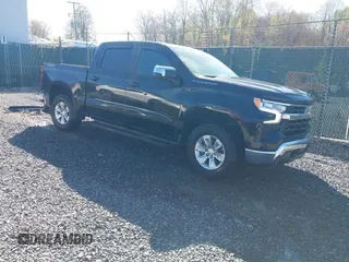 2023 Chevrolet Silverado 1500 LT z VIN 3GCPDDEK3PG207640, wystawiony jako IAAI lot #42102837 z przebiegiem 23 962 mil mil oraz . Historia ofert i sprzedaży dostępna na DreamBid. Obrazek 1.