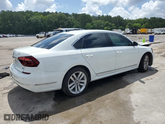 2017 Volkswagen Passat SE with VIN 1VWGT7A31HC019042, listed as a Copart auction lot 61078305 with 149,335 mi miles and Salvage title. Bid and sale history available at DreamBid. Image 3.
