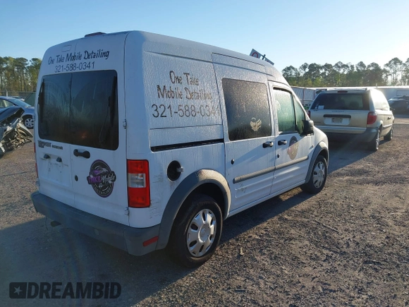 2010 Ford Transit Connect XL z VIN NM0LS6AN2AT030716, wystawiony jako IAAI lot #41835520 z przebiegiem 121 552 mil mil oraz . Historia ofert i sprzedaży dostępna na DreamBid. Obrazek 4.
