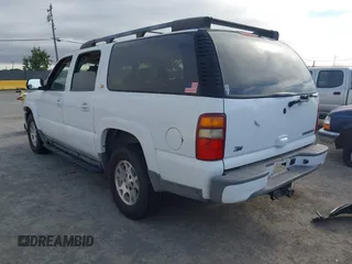2002 Chevrolet Suburban LT with VIN 3GNFK16T72G327657, listed as a IAAI auction lot 42803663 with Not provided miles and . Bid and sale history available at DreamBid. Image 3.
