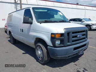 2013 Ford Econoline Cargo Commercial z VIN 1FTNE1EW5DDB14343, wystawiony jako IAAI lot #42338563 z przebiegiem 207 139 mil mil oraz . Historia ofert i sprzedaży dostępna na DreamBid. Obrazek 1.