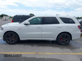 2018 Dodge Durango SRT z VIN 1C4SDJGJ3JC157474, wystawiony jako IAAI lot #42451967 z przebiegiem 150 667 mil mil oraz . Historia ofert i sprzedaży dostępna na DreamBid. Obrazek 14.