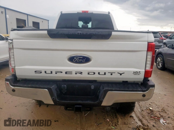 2018 Ford F-250 XL с VIN 1FT7W2BT7JEB81117, выставлен на аукционе Copart как лот 56172315 с пробегом 134 154 миль миль и Списание • Salvage title. История ставок и продаж доступна на DreamBid. Изображение 6.