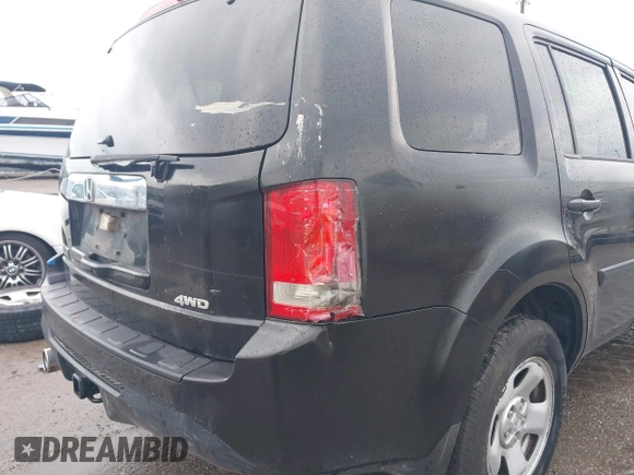 2012 Honda Pilot LX with VIN 5FNYF4H20CB010810, listed as a IAAI auction lot 41929191 with 181,977 mi miles and . Bid and sale history available at DreamBid. Image 6.