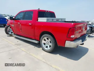 2018 Ram 1500 Lone Star Silver z VIN 1C6RR6LT0JS155196, wystawiony jako IAAI lot #42261402 z przebiegiem 64 065 mil mil oraz . Historia ofert i sprzedaży dostępna na DreamBid. Obrazek 3.