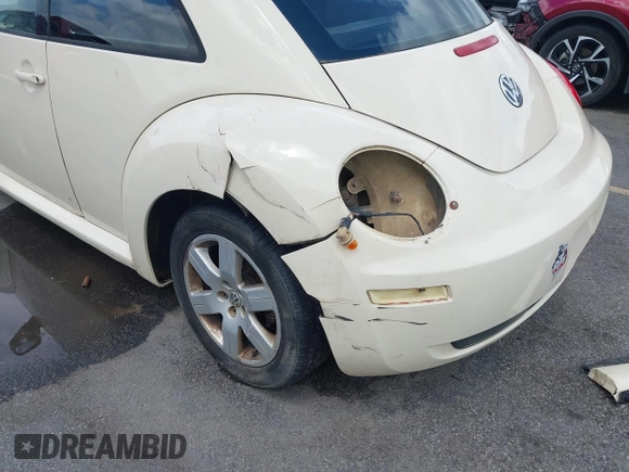 2007 Volkswagen Beetle with VIN 3VWRW31C27M511441, listed as a IAAI auction lot 42362203 with 200,236 mi miles and . Bid and sale history available at DreamBid. Image 6.