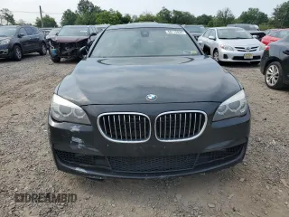2013 BMW 7 Series 750Li xDrive z VIN WBAYF8C57DD141439, wystawiony jako Copart lot #59115935 z przebiegiem 150 830 mil mil oraz Czysty tytuł • Clean title. Historia ofert i sprzedaży dostępna na DreamBid. Obrazek 5.