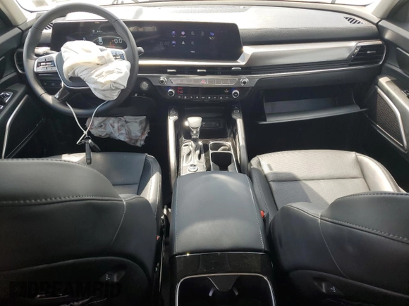 2025 Kia Telluride S with VIN 5XYP6DGC7SG633192, listed as a Copart auction lot 58782175 with 2,134 mi miles and Salvage title. Bid and sale history available at DreamBid. Image 8.