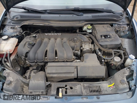2009 Volvo S40 2.4L с VIN YV1MS382292445158, выставлен на аукционе IAAI как лот 42032933 с пробегом 129 025 миль миль и . История ставок и продаж доступна на DreamBid. Изображение 10.