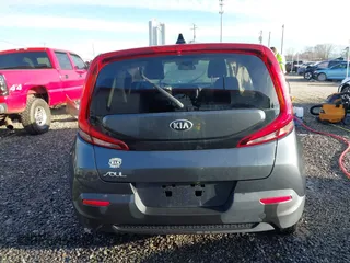 2020 Kia Soul LX with VIN KNDJ23AU2L7716198, listed as a IAAI auction lot 41667038 with 38,344 mi miles. Bid and sale history available at carsss.com. Image 16.