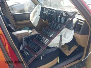 1999 Jeep Cherokee Sport с VIN 1J4FT68S1XL524920, выставлен на аукционе IAAI как лот 42573271 с пробегом 352 914 миль миль и . История ставок и продаж доступна на DreamBid. Изображение 5.