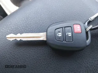 2021 Toyota Tacoma SR с VIN 3TYRX5GNXMT024248, выставлен на аукционе IAAI как лот 42082901 с пробегом 29 078 миль миль и . История ставок и продаж доступна на DreamBid. Изображение 11.