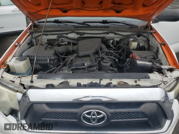 2015 Toyota Tacoma with VIN 5TFTX4CN2FX058621, listed as a Copart auction lot 58548135 with 212,775 mi miles and Clean title. Bid and sale history available at DreamBid. Image 11.