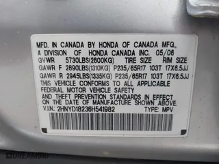 2006 Acura MDX with VIN 2HNYD18236H541982, listed as a IAAI auction lot 42134904 with 177,545 mi miles. Bid and sale history available at carsss.com. Image 9.
