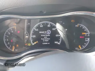2020 Jeep Grand Cherokee Laredo E с VIN 1C4RJEAG1LC170576, выставлен на аукционе IAAI как лот 42283104 с пробегом 123 068 миль миль и . История ставок и продаж доступна на DreamBid. Изображение 7.