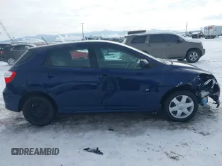 2009 Toyota Matrix with VIN 2T1KU40E69C045320, listed as a IAAI auction lot 41481764 with 162,766 mi miles. Bid and sale history available at carsss.com. Image 14.