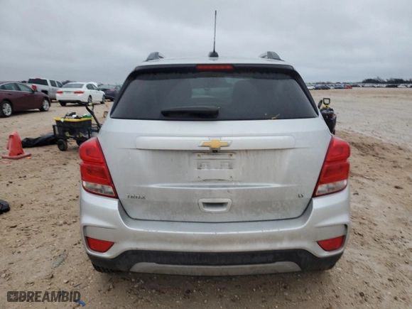 2018 Chevrolet Trax LT with VIN 3GNCJLSB1JL332969, listed as a Copart auction lot 43256445 with 78,598 mi miles and Salvage Title. Bid and sale history available at carsss.com. Image 6.