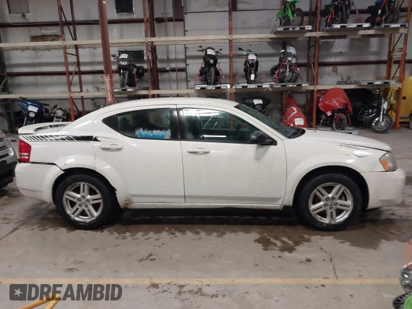 2008 Dodge Avenger SXT with VIN 1B3LC56K98N282097, listed as a IAAI auction lot 41380832 with 220,631 mi miles. Bid and sale history available at carsss.com. Image 13.