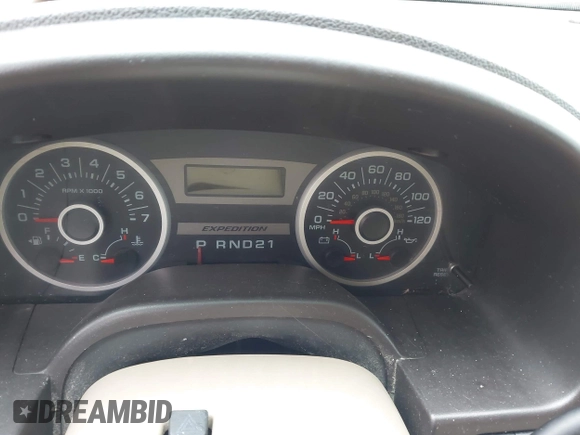 2005 Ford Expedition Eddie Bauer with VIN 1FMFU185X5LA26501, listed as a IAAI auction lot 42267874 with Not provided miles and . Bid and sale history available at DreamBid. Image 7.